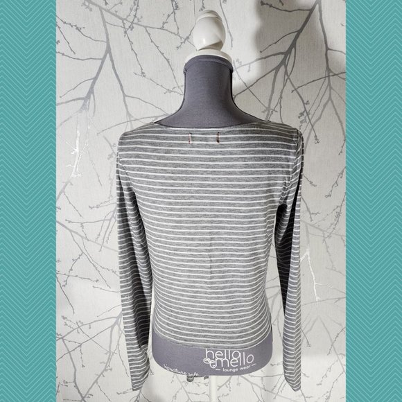 Max Studio Gray Striped Tie Front Tee - Picture 3 of 4